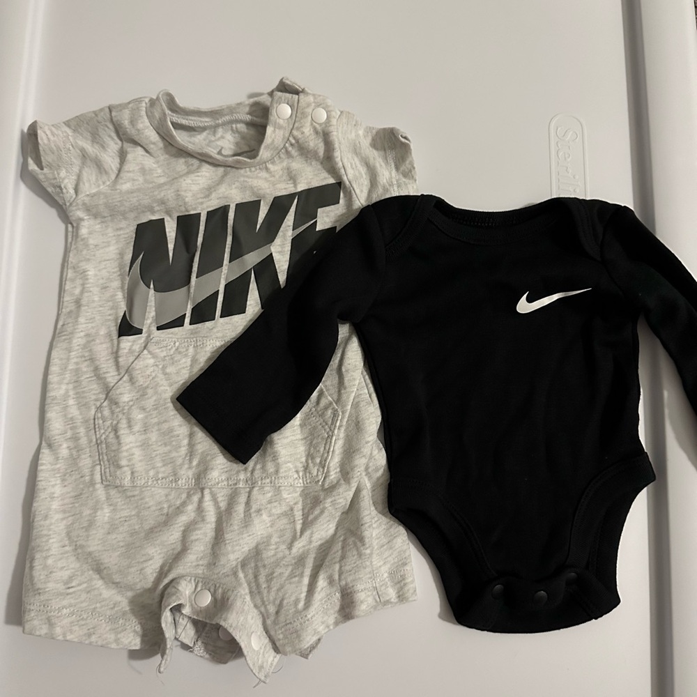 Nike Kids One Piece Set - Gray and Black